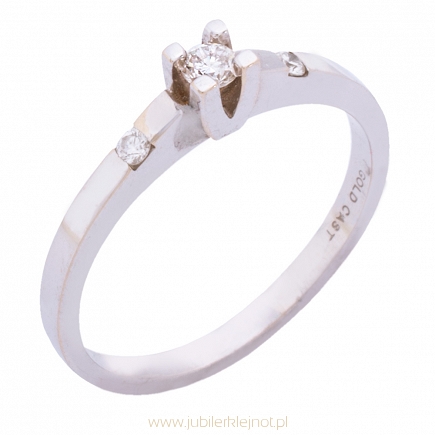 Pierścionek złoty z brylantami